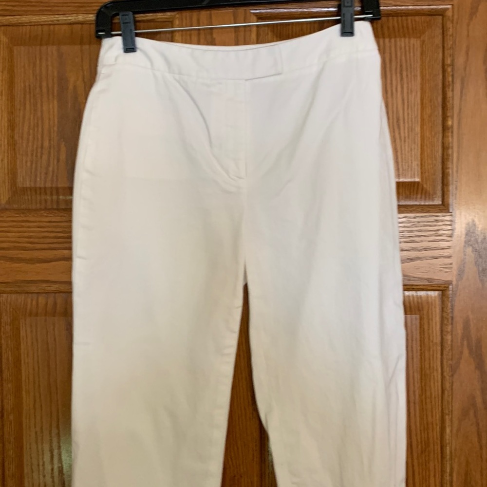Capri pants